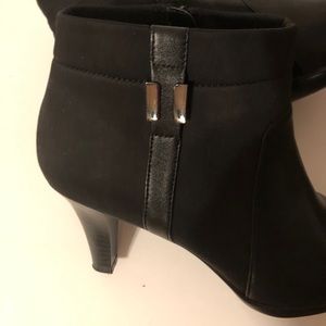 Alfani Venah Black Ankle Boots Size 6